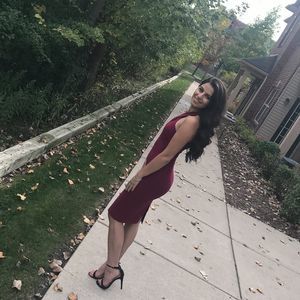 Meet your Posher, Mishelle